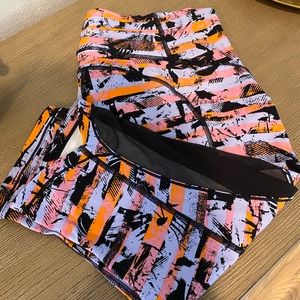 Lulu Inversion Sun Runner Crop Leggings Size 10